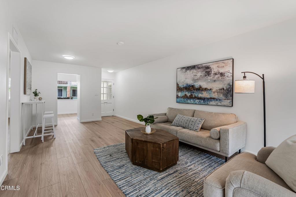 162 W Alta Green