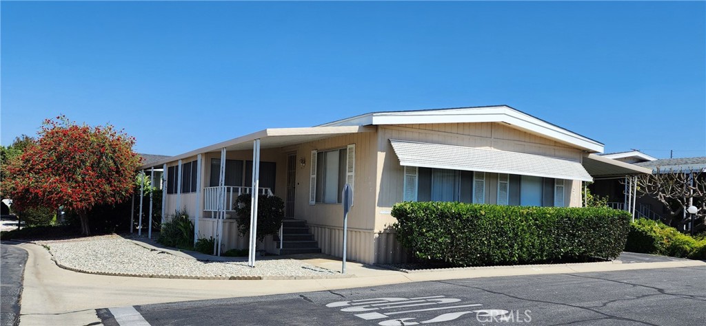 1065 Lomita 397