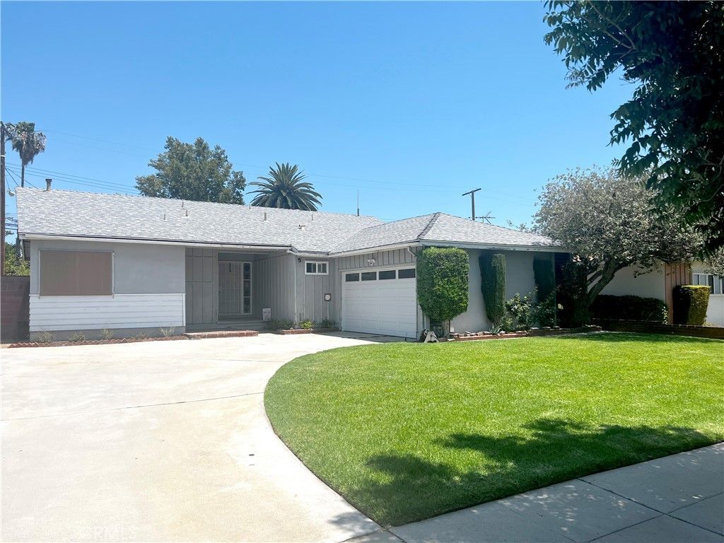 listing image 130724850798621048764