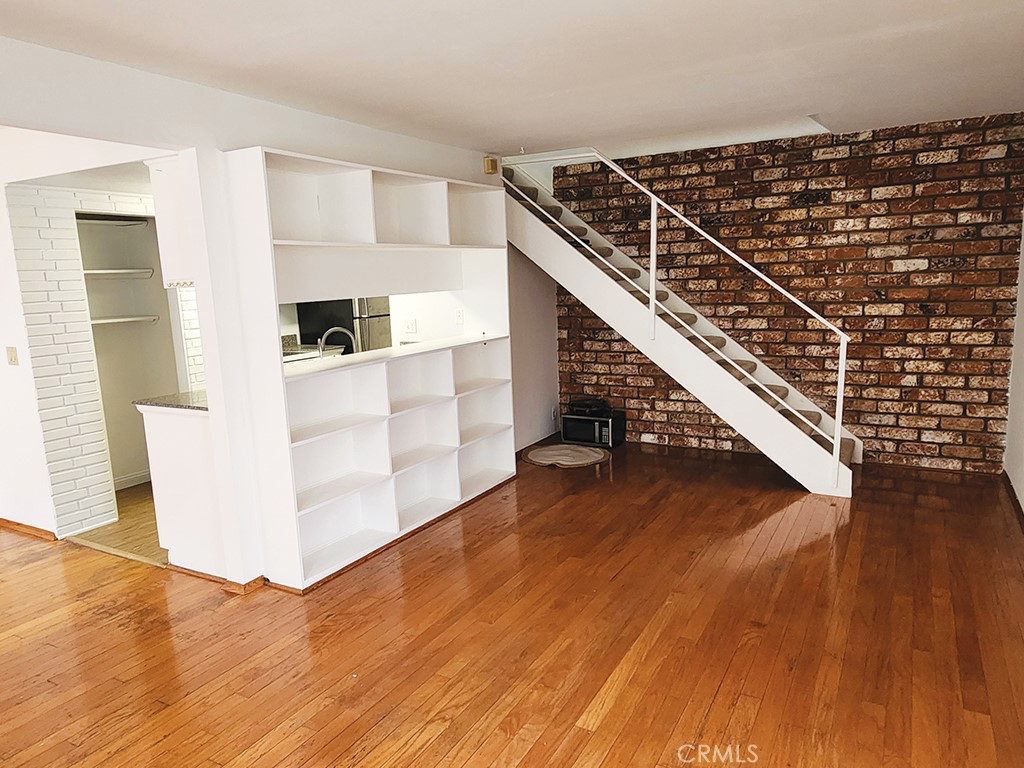 610 W Hemlock Street