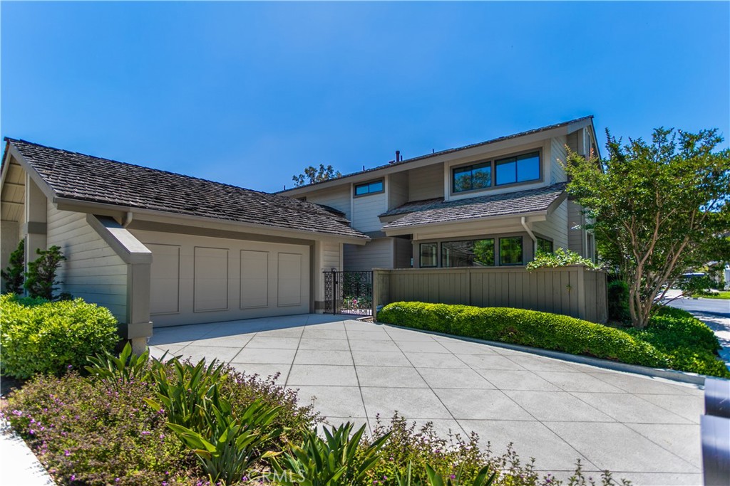 Crossing (CS) - Residential Lease