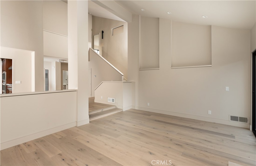 Crossing (CS) - Residential Lease