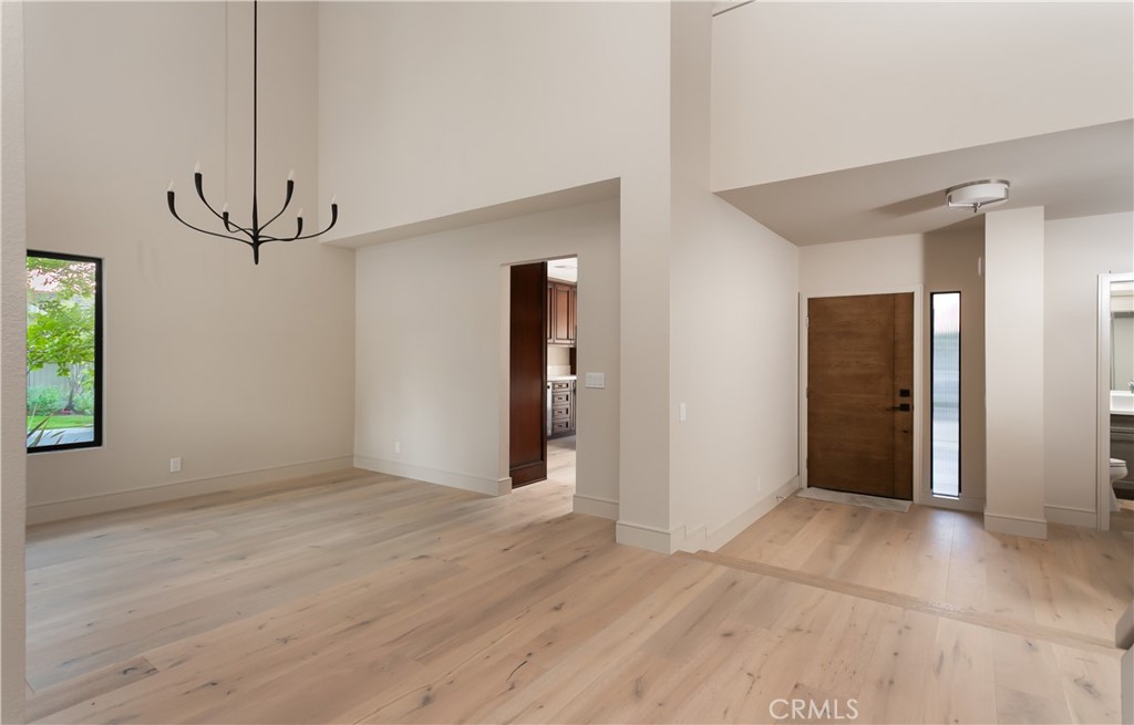 Crossing (CS) - Residential Lease