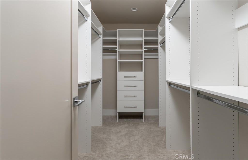 Crossing (CS) - Residential Lease