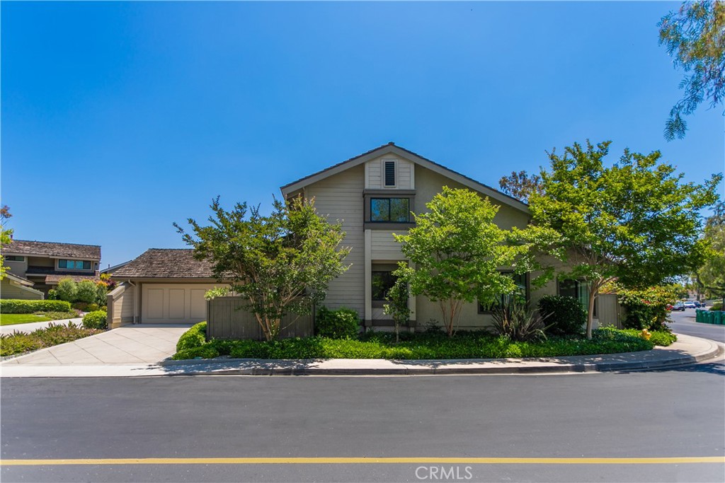 Crossing (CS) - Residential Lease