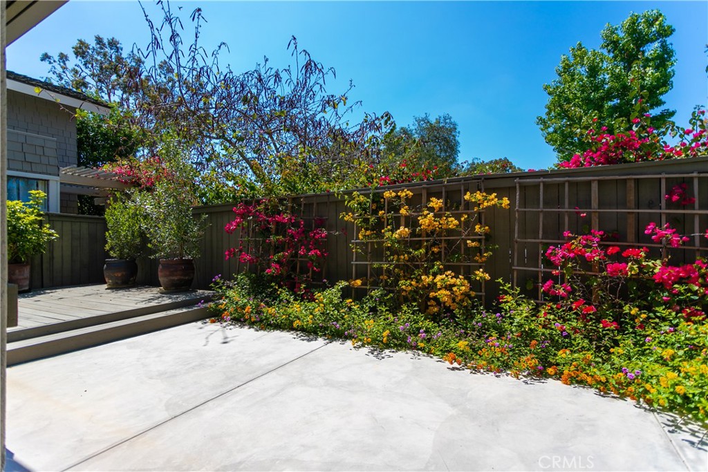 Crossing (CS) - Residential Lease