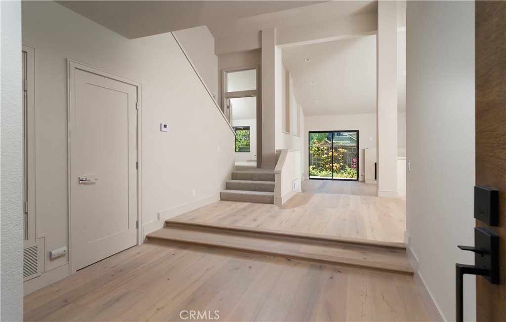 Crossing (CS) - Residential Lease