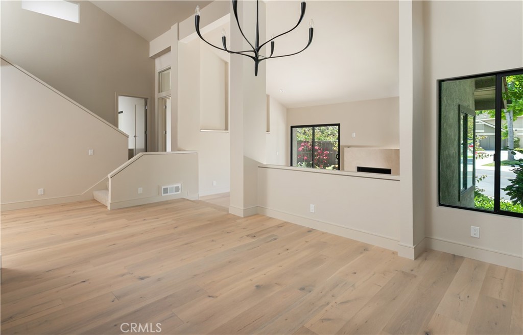 Crossing (CS) - Residential Lease