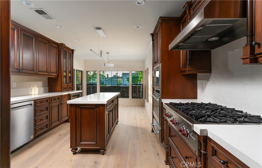 Crossing (CS) - Residential Lease