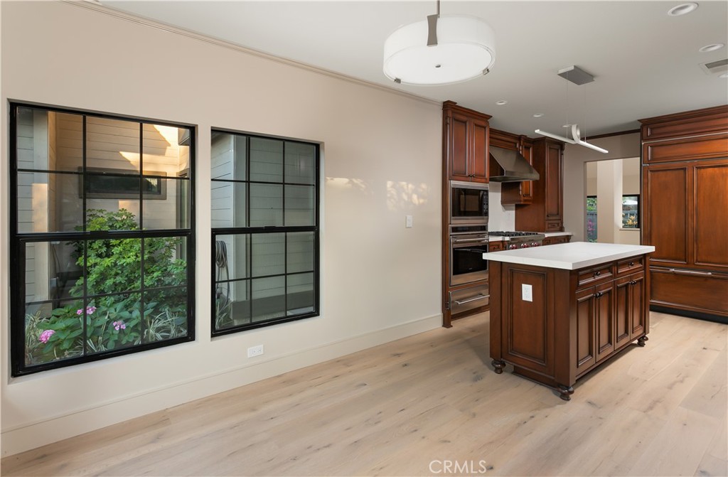 Crossing (CS) - Residential Lease
