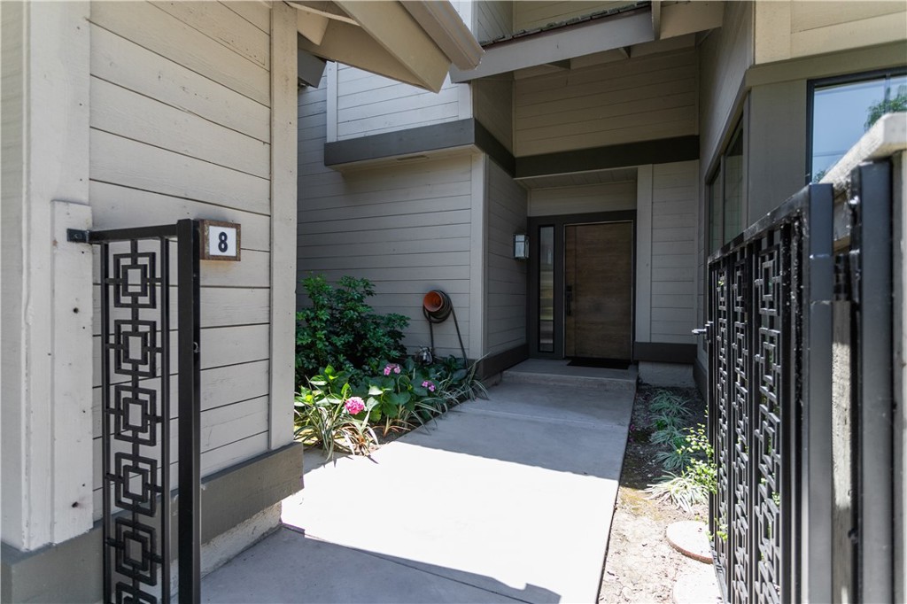 Crossing (CS) - Residential Lease