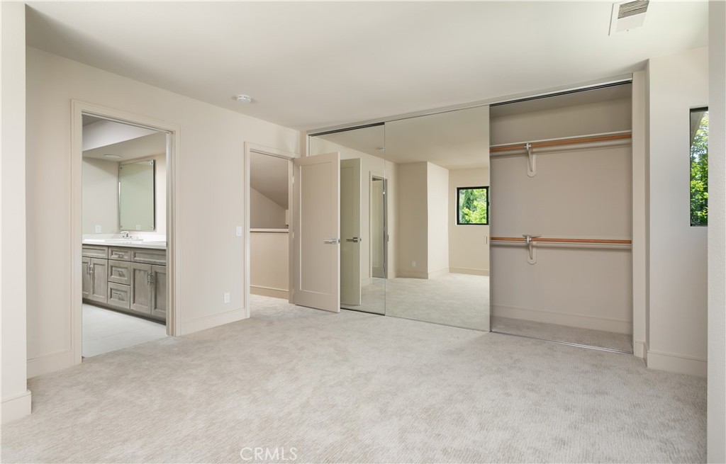 Crossing (CS) - Residential Lease