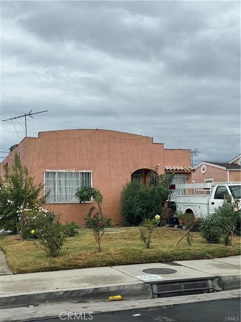 A home in Huntington Park