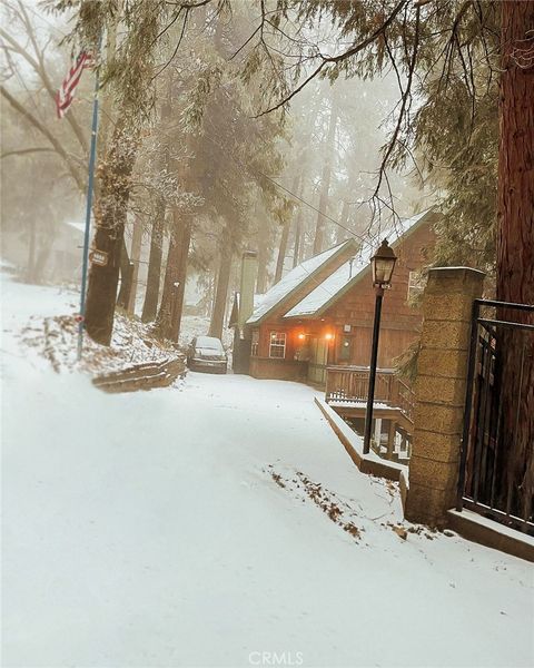 A home in Crestline