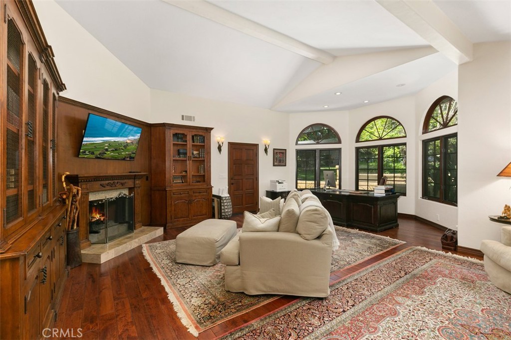 Los Ranchos Estates (LRE) - Residential