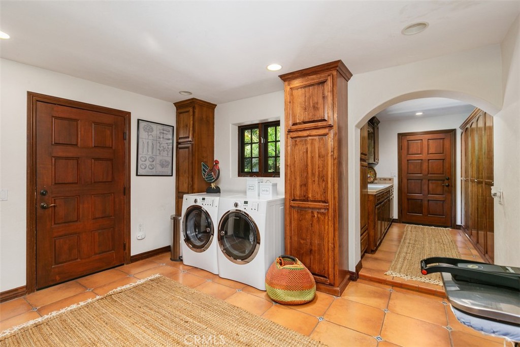 Los Ranchos Estates (LRE) - Residential