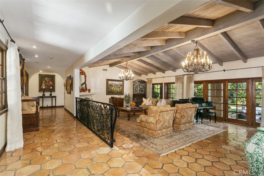 Los Ranchos Estates (LRE) - Residential