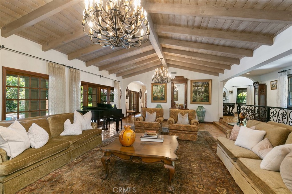 Los Ranchos Estates (LRE) - Residential