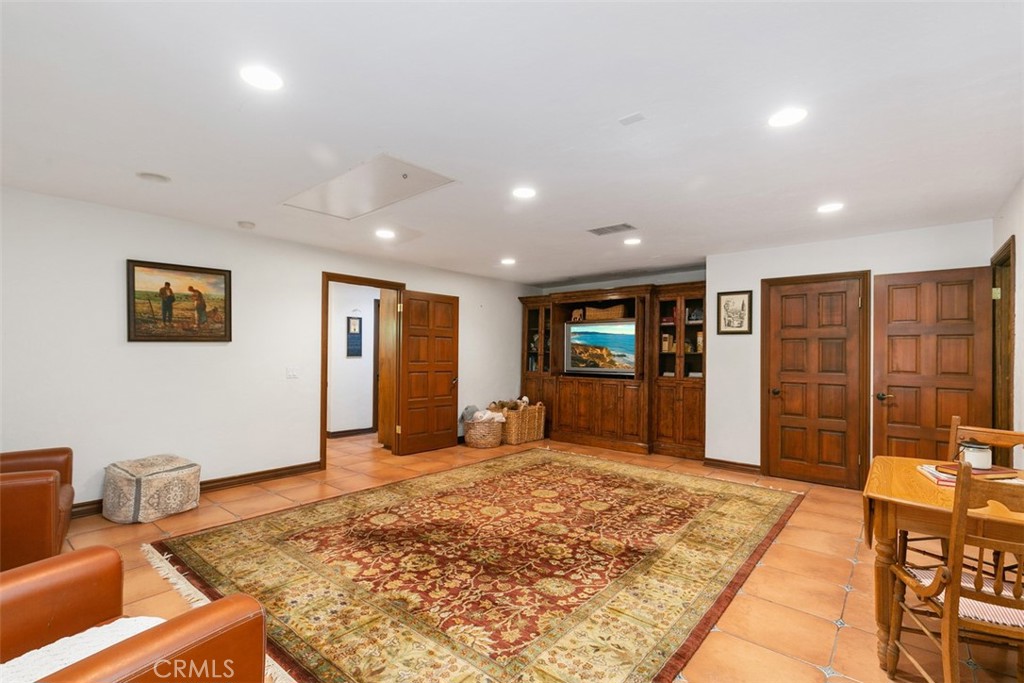 Los Ranchos Estates (LRE) - Residential