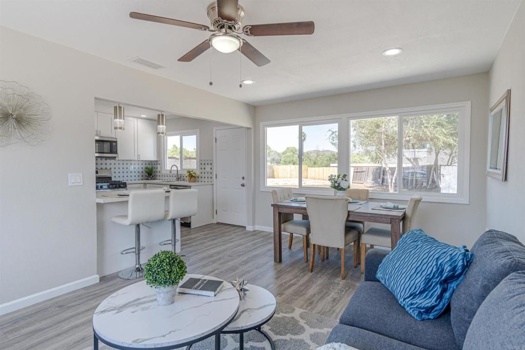 listing image 130725723979559214730
