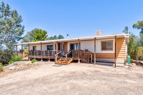 A home in Coarsegold