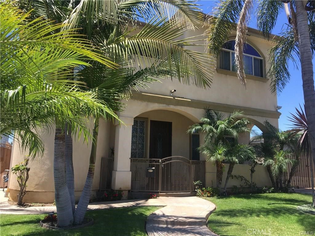 listing image 130727610878771121762