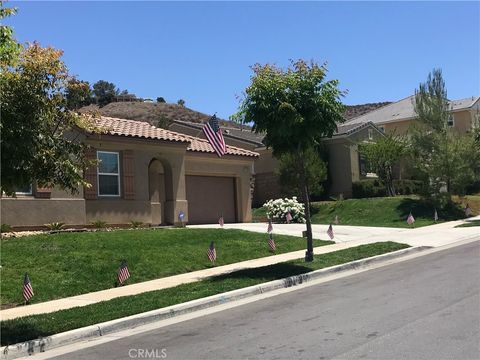 A home in Lake Elsinore