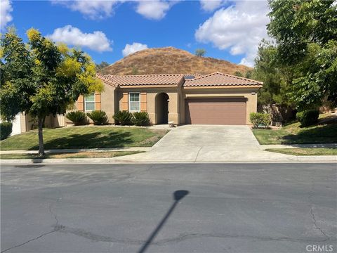 A home in Lake Elsinore