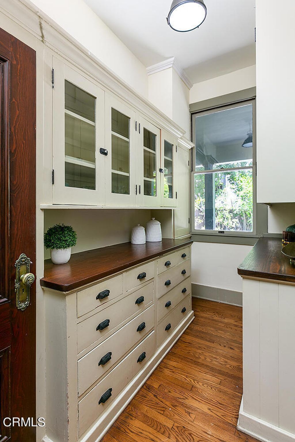 listing image 130728086486160306686