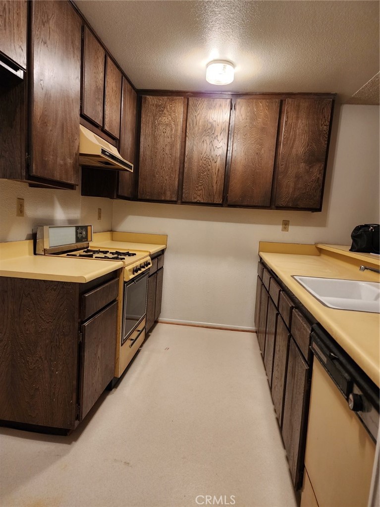 7150 Carlson Circle 76