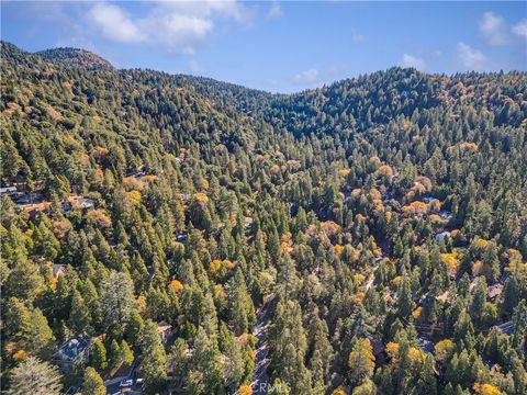 A home in Crestline