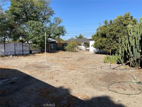 A home in Arleta