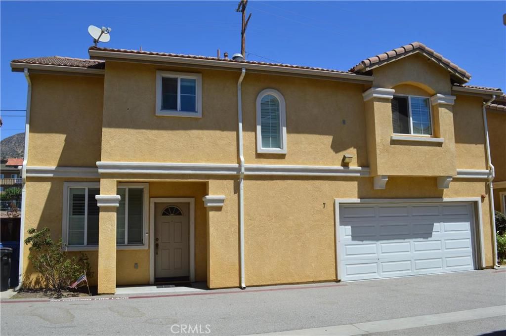 listing image 130725670192825401330