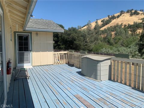 A home in Clearlake Oaks