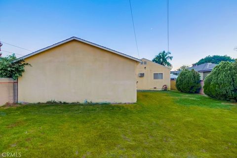 A home in South Gate