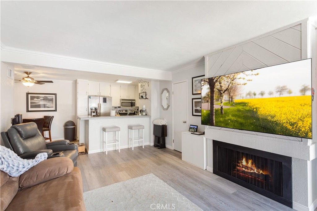 listing image 130723162732091976424