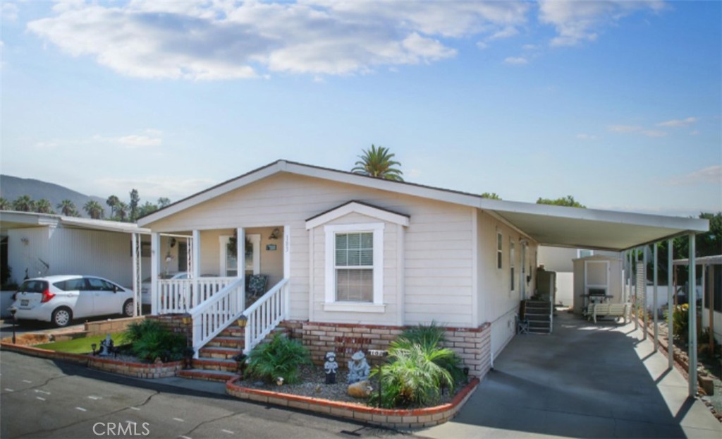 840 E Foothill Boulevard 183