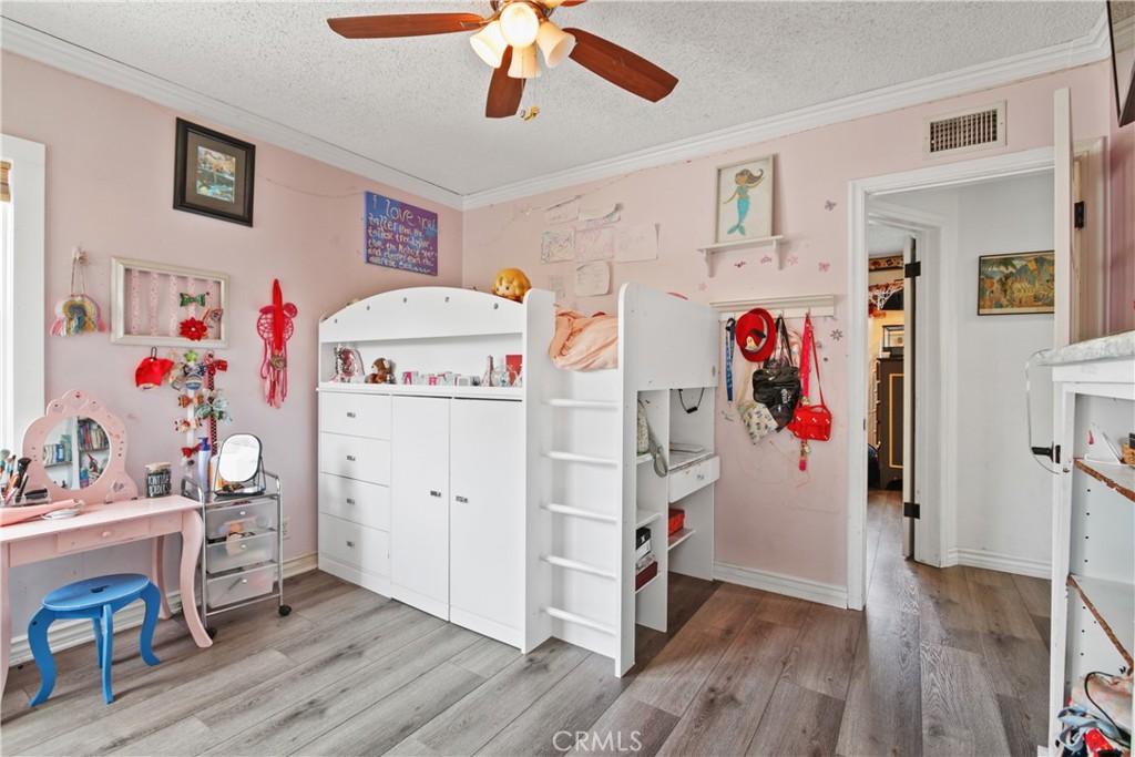 Photo 9 of 11 of 15539 Starbuck Street house