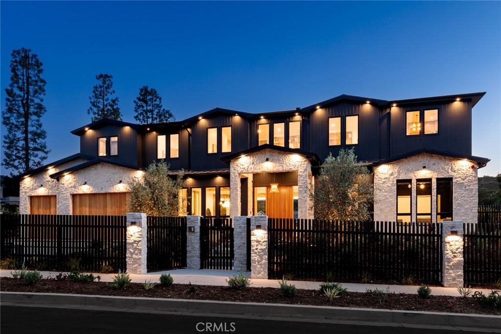 Properties 4 4601 Vista De Oro Avenue