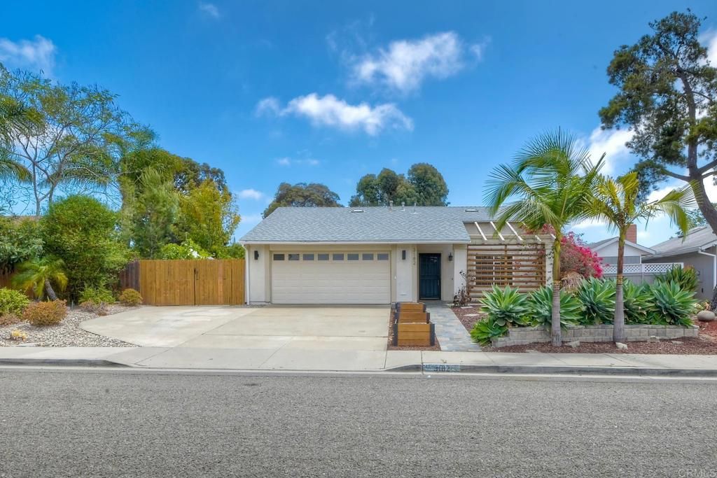 listing image 130723714391930656409