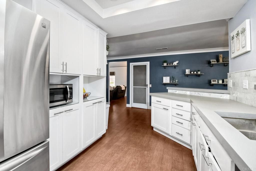 listing image 130720281297052411683