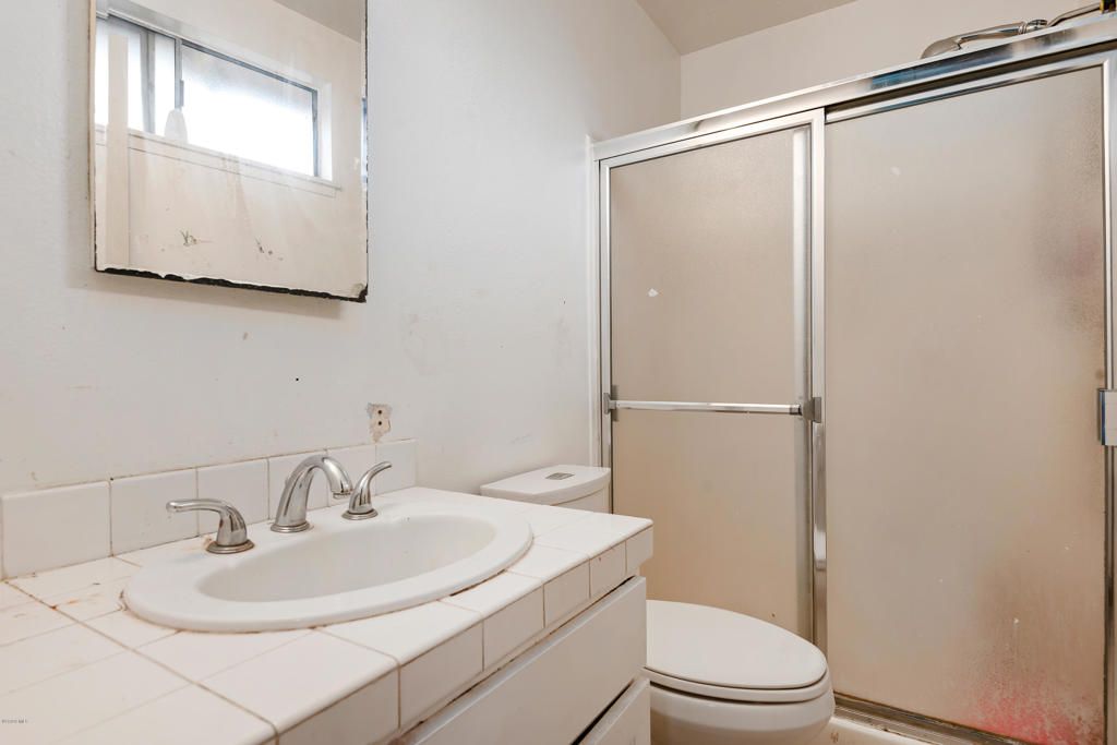 listing image 130720576306293766791