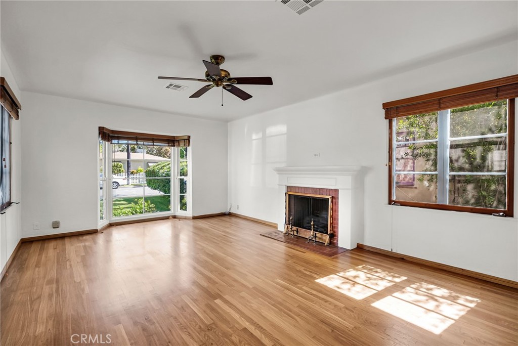 4128 oakwood place