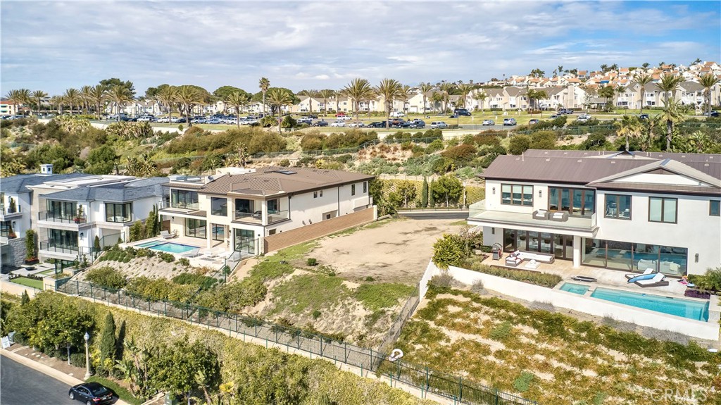 The Strand at Headlands (STRN) - Land