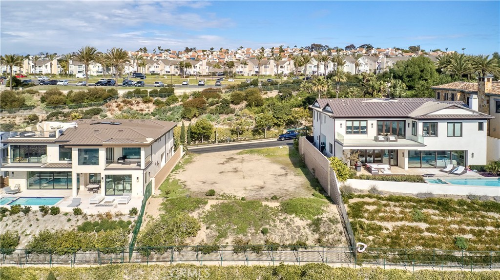 The Strand at Headlands (STRN) - Land