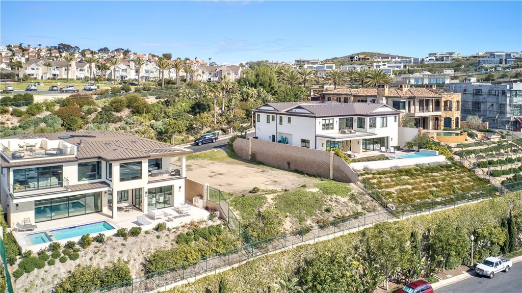 The Strand at Headlands (STRN) - Land