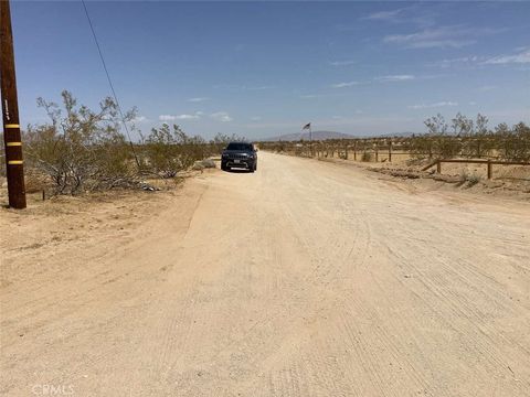 Photo of 0 Bowman Trail, Landers, CA 92285 (MLS # RW24175008) Photo of 0 Bowman Trail, Landers, CA 92285 (MLS # RW24175008)