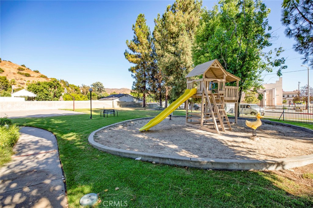 Photo 33 of 36 of 9250 Sunland Boulevard 17 townhome