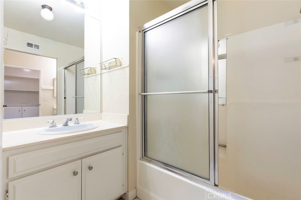 Photo 23 of 36 of 9250 Sunland Boulevard 17 townhome