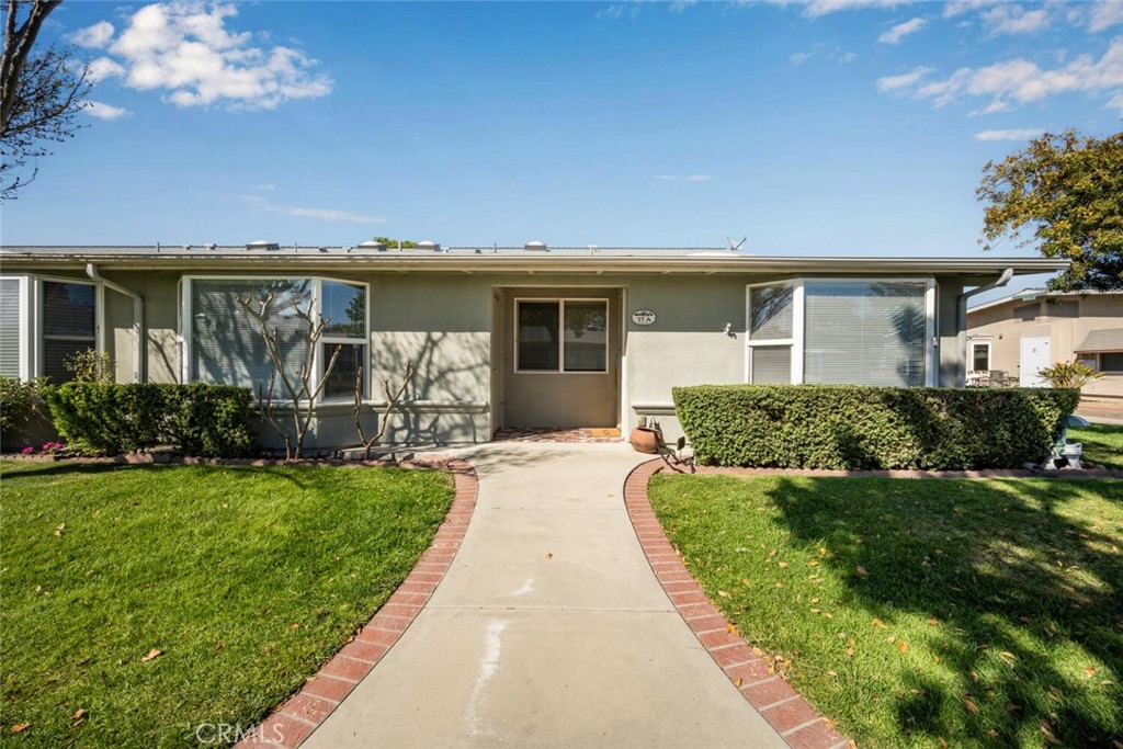 1650 Glenview Road 77A
